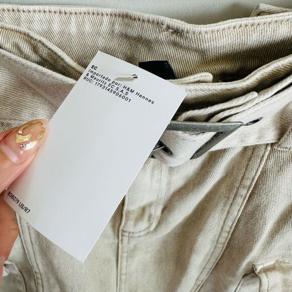 NWT H&M Divided Belted Cargo Mini Skirt – Khaki Tan – Size 2 (Fits Small) - Picture 5 of 9